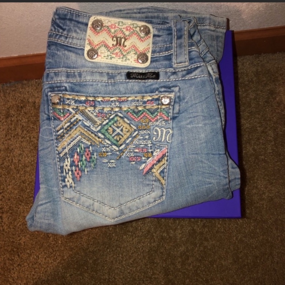 Lightwash pink bling cute bootcut miss me jeans